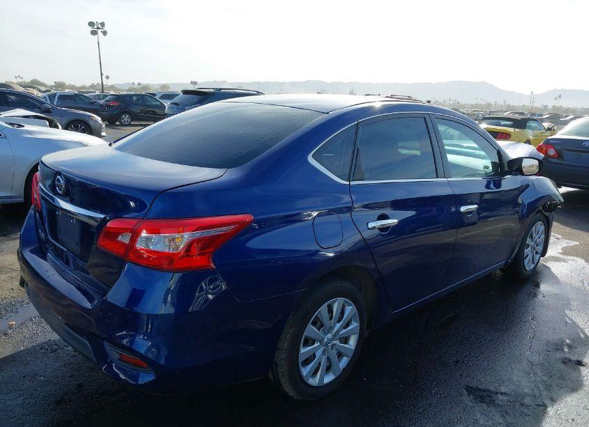 Photo 4 of 2018 Nissan Sentra S (VIN 3N1AB7AP6JY267933)