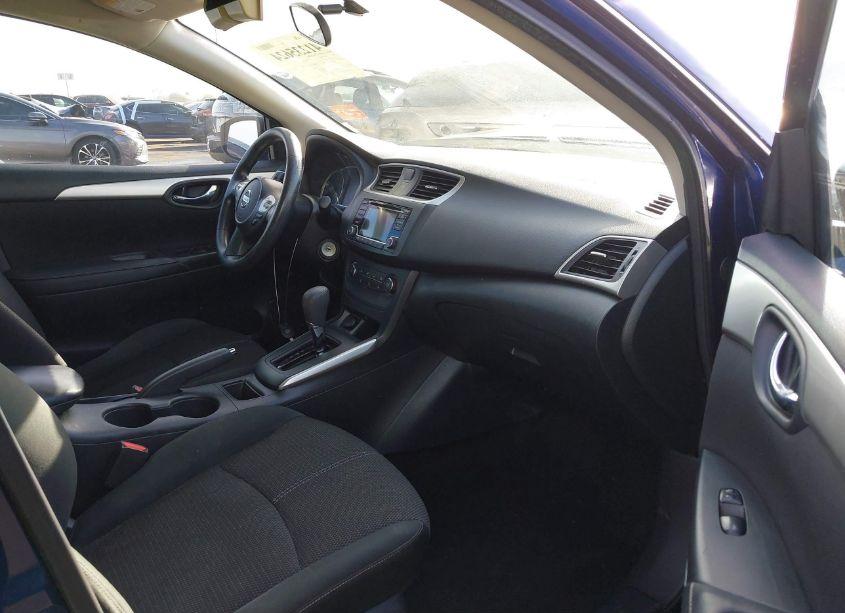 Photo 5 of 2018 Nissan Sentra S (VIN 3N1AB7AP6JY267933)