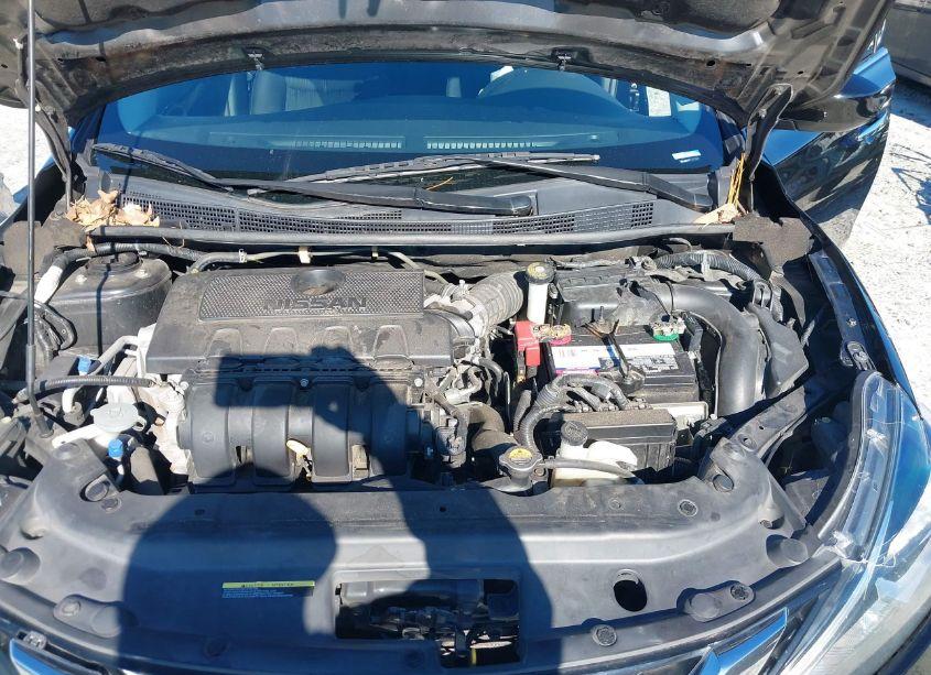 Photo 10 of 2018 Nissan Sentra SV (VIN 3N1AB7AP6JY275529)