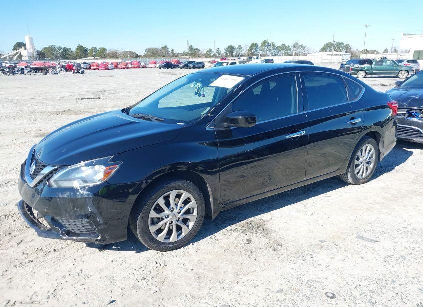 Photo 2 of 2018 Nissan Sentra SV (VIN 3N1AB7AP6JY275529)