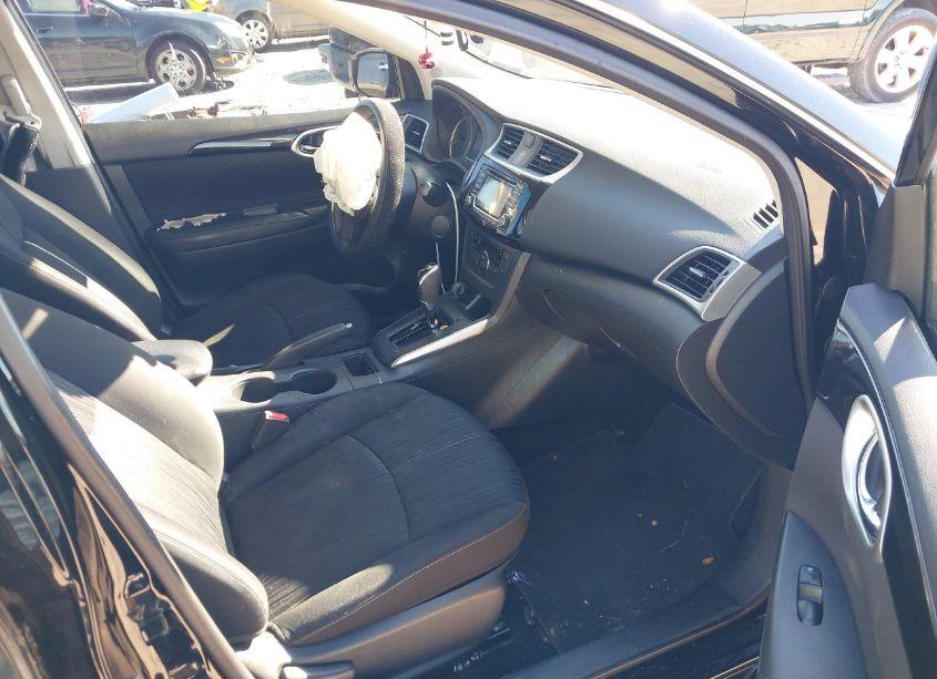 Photo 5 of 2018 Nissan Sentra SV (VIN 3N1AB7AP6JY275529)