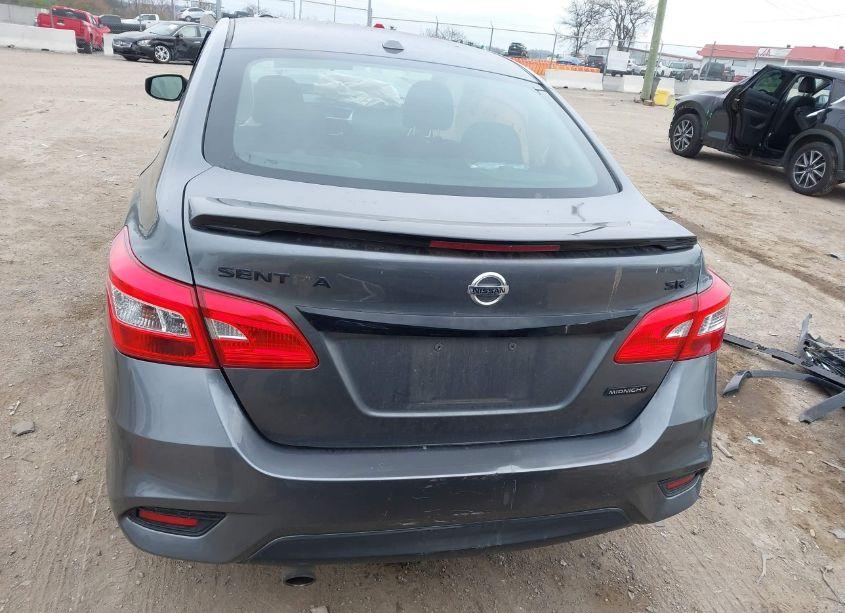 Photo 16 of 2018 Nissan Sentra SR (VIN 3N1AB7AP6JY280133)