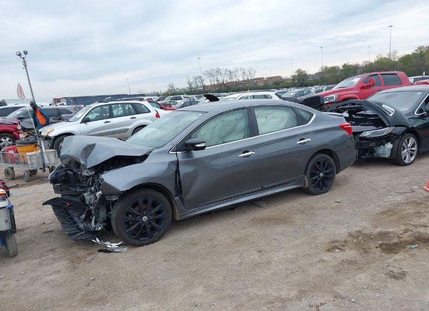 Photo 2 of 2018 Nissan Sentra SR (VIN 3N1AB7AP6JY280133)