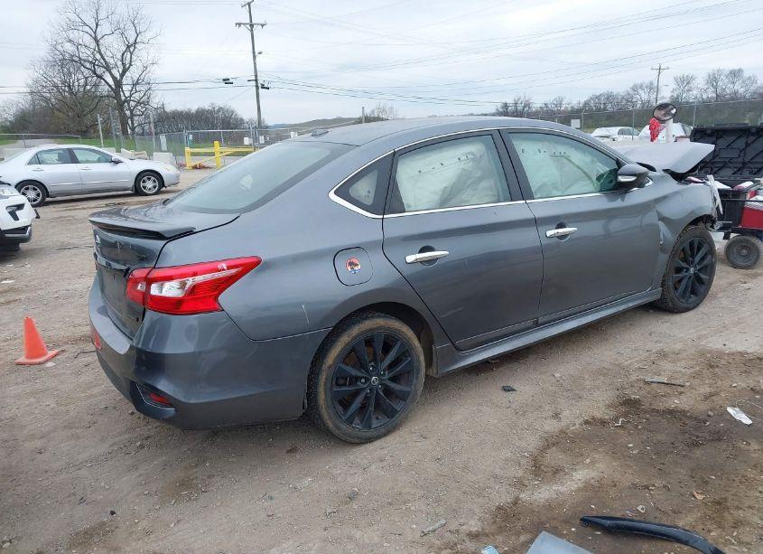 Photo 4 of 2018 Nissan Sentra SR (VIN 3N1AB7AP6JY280133)