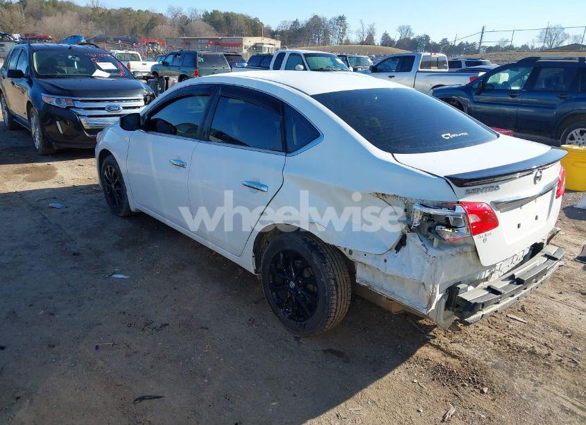 Photo 3 of 2018 Nissan Sentra S (VIN 3N1AB7AP6JY281203)