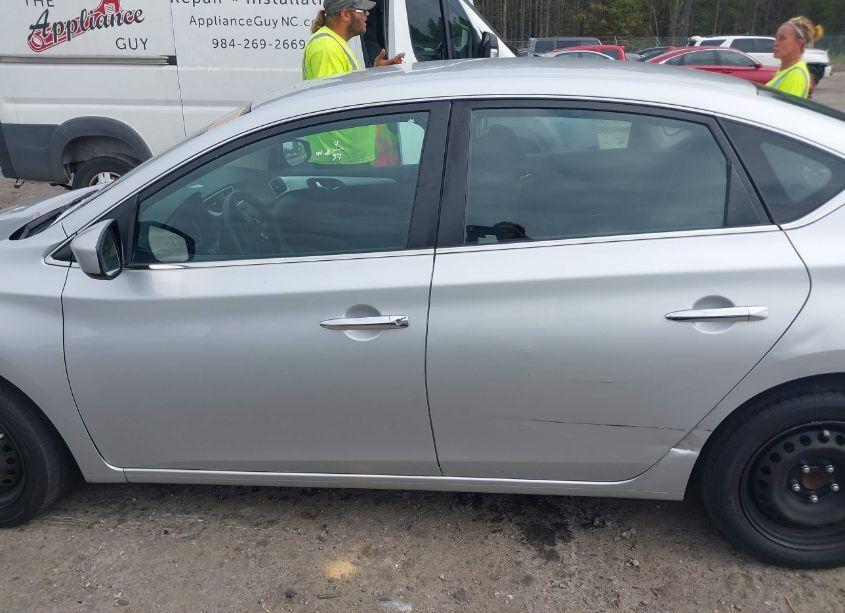 Photo 14 of 2018 Nissan Sentra S (VIN 3N1AB7AP6JY282674)