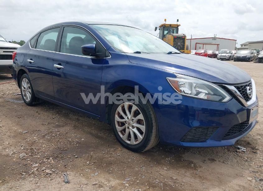 2018 Nissan Sentra SV (VIN 3N1AB7AP6JY282867) main photo