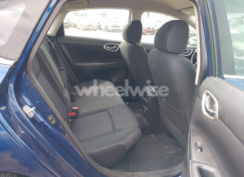 Photo 8 of 2018 Nissan Sentra SV (VIN 3N1AB7AP6JY282867)