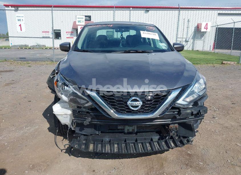 Photo 12 of 2018 Nissan Sentra SV (VIN 3N1AB7AP6JY284585)