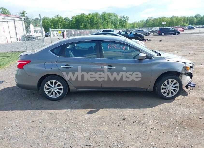 Photo 13 of 2018 Nissan Sentra SV (VIN 3N1AB7AP6JY284585)