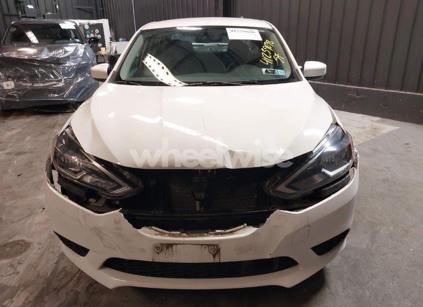 Photo 13 of 2018 Nissan Sentra S (VIN 3N1AB7AP6JY286868)