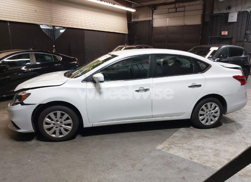 Photo 15 of 2018 Nissan Sentra S (VIN 3N1AB7AP6JY286868)
