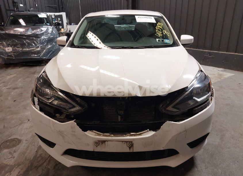 Photo 6 of 2018 Nissan Sentra S (VIN 3N1AB7AP6JY286868)