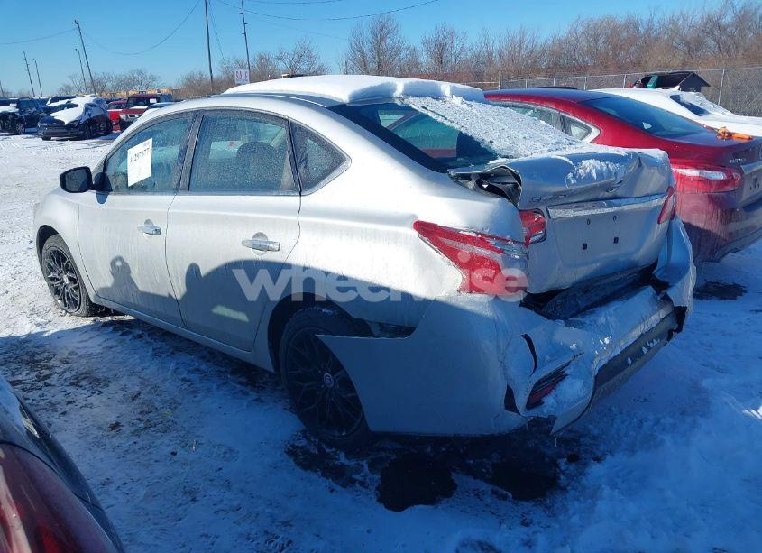 Photo 3 of 2018 Nissan Sentra S (VIN 3N1AB7AP6JY299989)