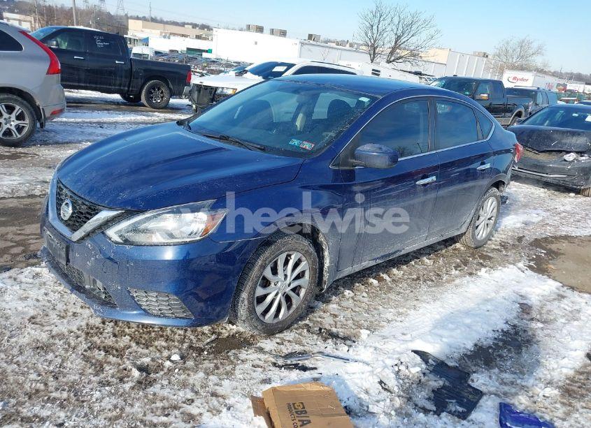 Photo 2 of 2018 Nissan Sentra SV (VIN 3N1AB7AP6JY307959)