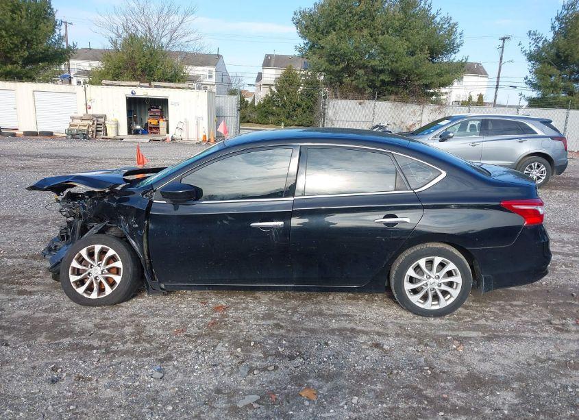 Photo 13 of 2018 Nissan Sentra SV (VIN 3N1AB7AP6JY314216)