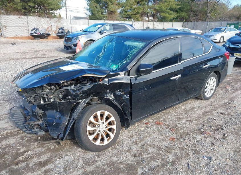 Photo 2 of 2018 Nissan Sentra SV (VIN 3N1AB7AP6JY314216)