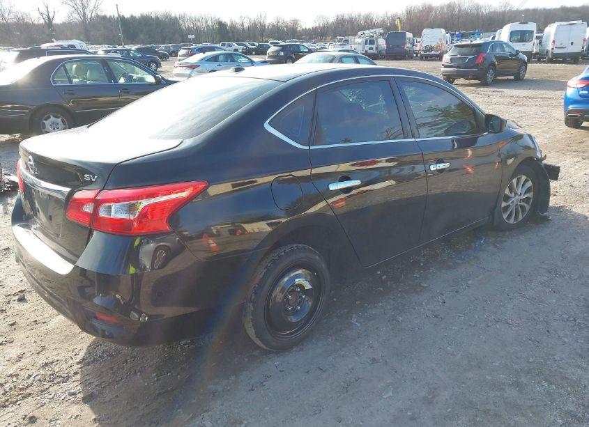 Photo 4 of 2018 Nissan Sentra SV (VIN 3N1AB7AP6JY314216)