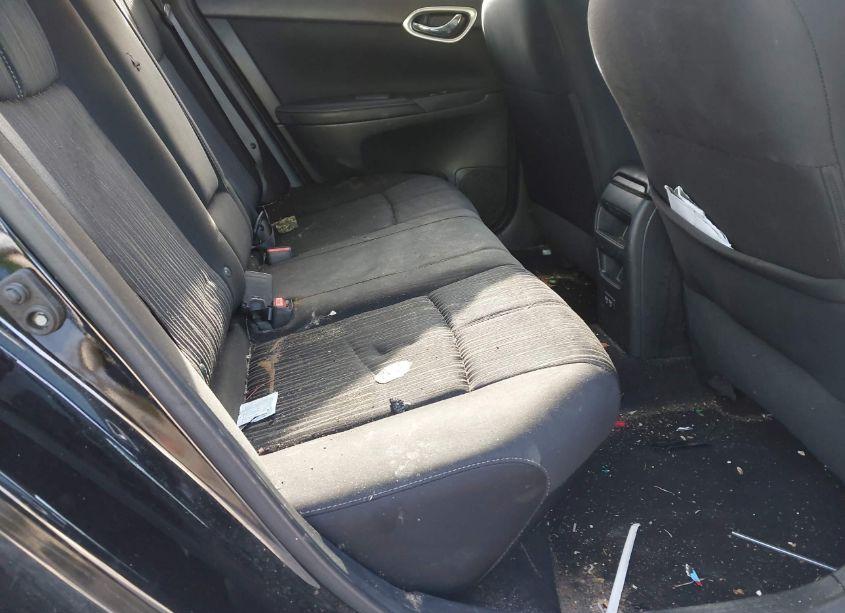 Photo 8 of 2018 Nissan Sentra SV (VIN 3N1AB7AP6JY314216)
