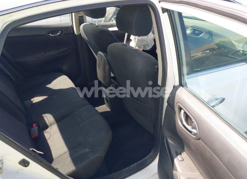 Photo 8 of 2018 Nissan Sentra S (VIN 3N1AB7AP6JY316516)