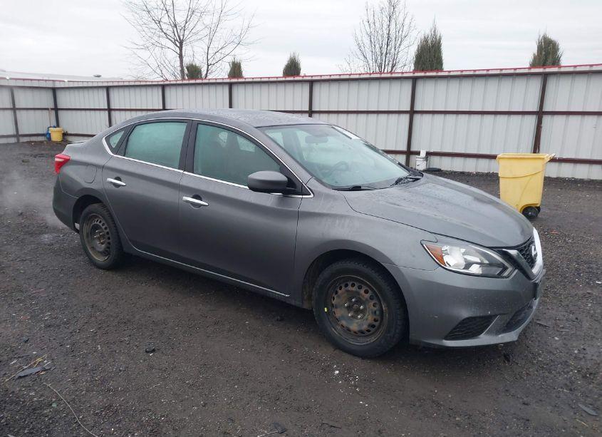 2018 Nissan Sentra S (VIN 3N1AB7AP6JY325510) main photo