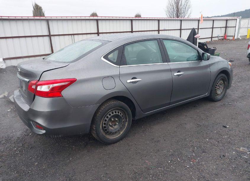 Photo 4 of 2018 Nissan Sentra S (VIN 3N1AB7AP6JY325510)