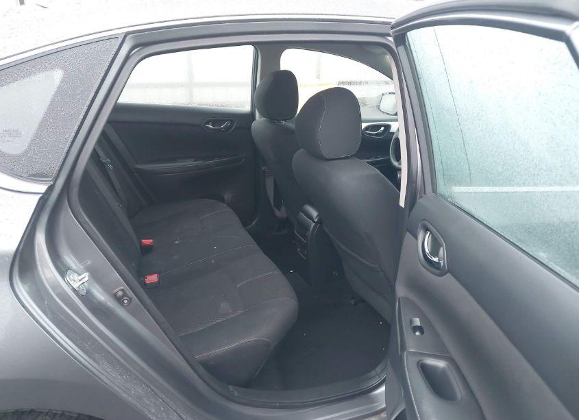 Photo 8 of 2018 Nissan Sentra S (VIN 3N1AB7AP6JY325510)