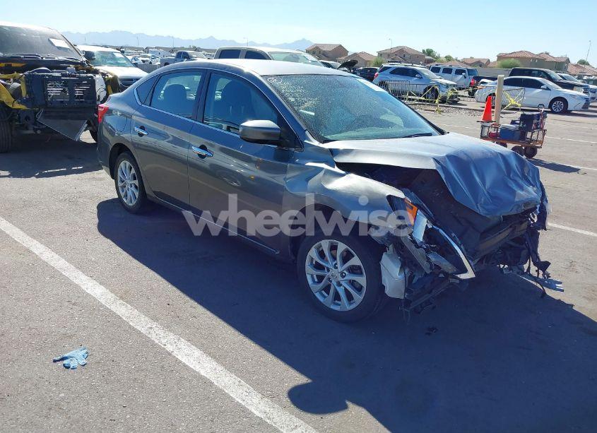 2018 Nissan Sentra S (VIN 3N1AB7AP6JY327340) main photo