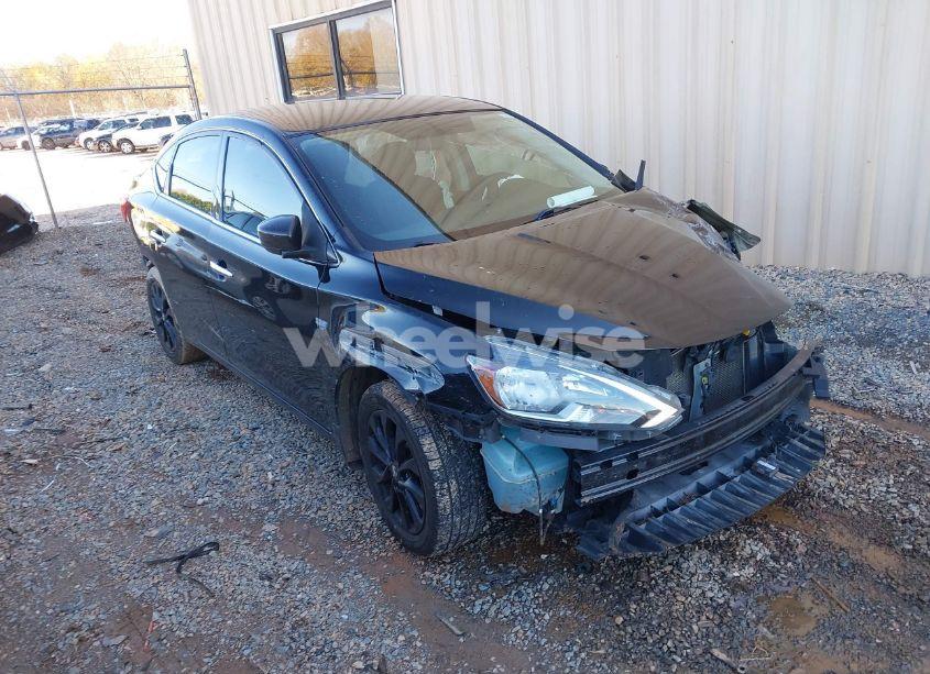 2018 Nissan Sentra S (VIN 3N1AB7AP6JY332702) main photo
