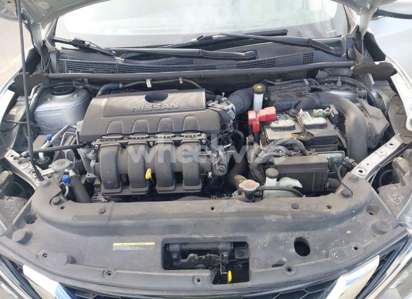Photo 10 of 2018 Nissan Sentra SV (VIN 3N1AB7AP6JY348026)