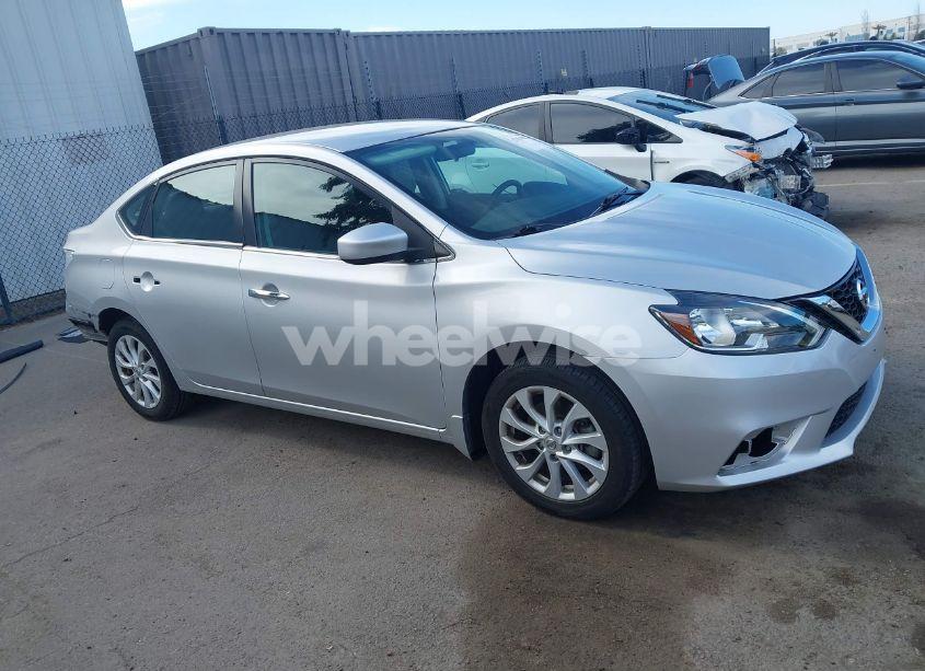 Photo 14 of 2018 Nissan Sentra SV (VIN 3N1AB7AP6JY348026)
