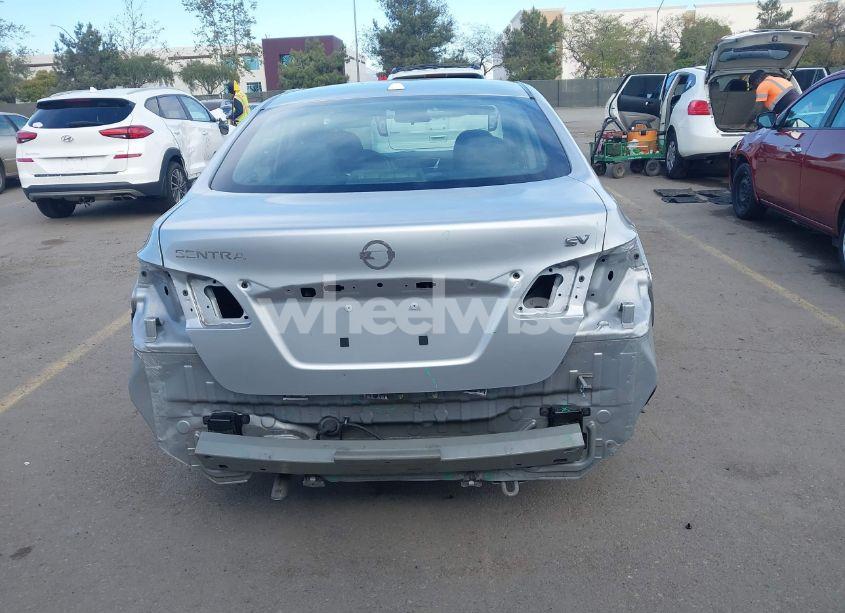 Photo 17 of 2018 Nissan Sentra SV (VIN 3N1AB7AP6JY348026)