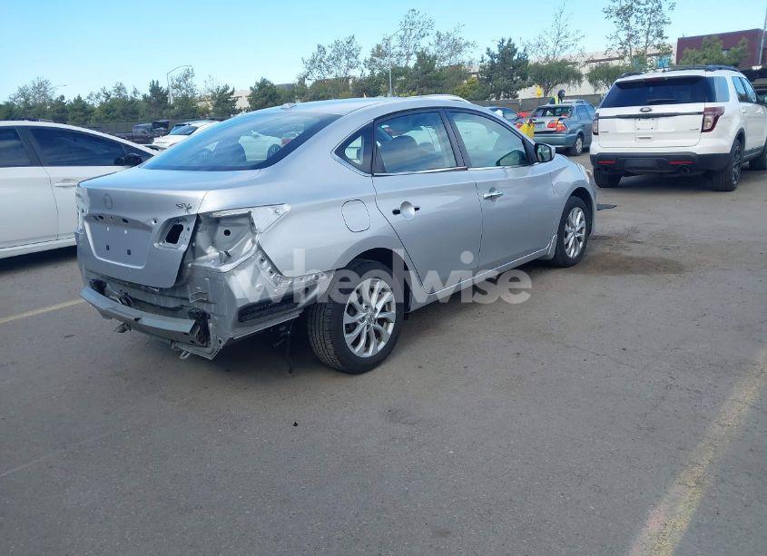 Photo 4 of 2018 Nissan Sentra SV (VIN 3N1AB7AP6JY348026)