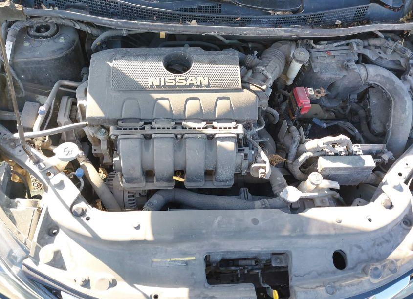 Photo 10 of 2019 Nissan Sentra SV (VIN 3N1AB7AP6KL608472)