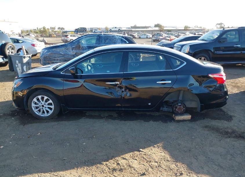 Photo 15 of 2019 Nissan Sentra SV (VIN 3N1AB7AP6KL608472)