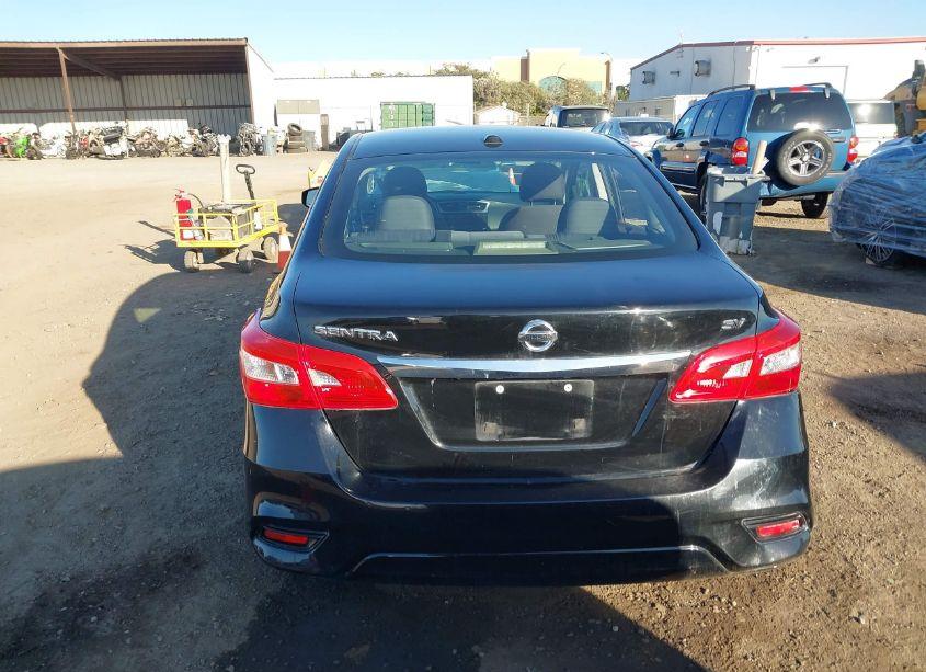 Photo 17 of 2019 Nissan Sentra SV (VIN 3N1AB7AP6KL608472)