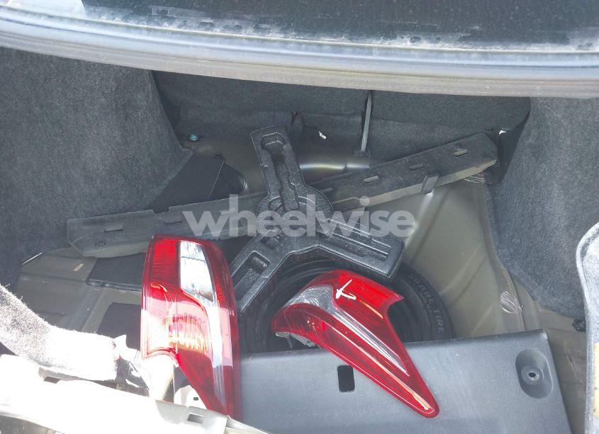 Photo 12 of 2019 Nissan Sentra SV (VIN 3N1AB7AP6KL612618)