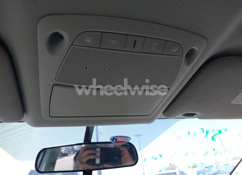 Photo 19 of 2019 Nissan Sentra SV (VIN 3N1AB7AP6KL612618)