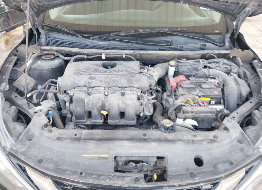 Photo 10 of 2019 Nissan Sentra S (VIN 3N1AB7AP6KY217342)