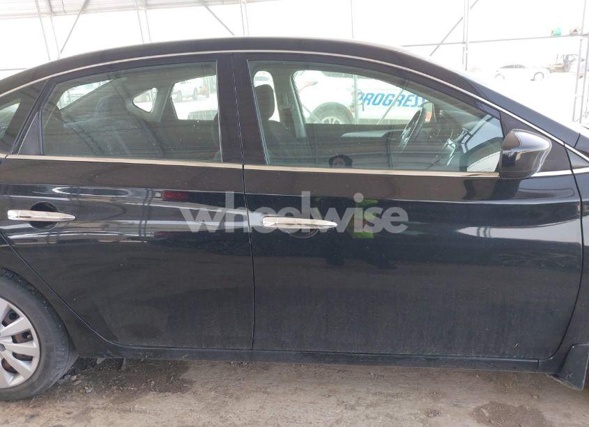 Photo 13 of 2019 Nissan Sentra S (VIN 3N1AB7AP6KY217342)