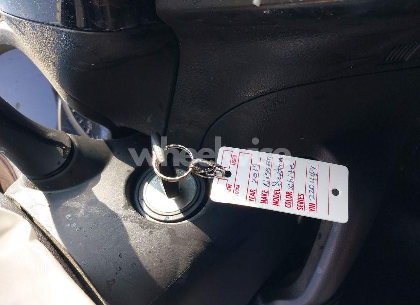 Photo 11 of 2019 Nissan Sentra S (VIN 3N1AB7AP6KY220449)