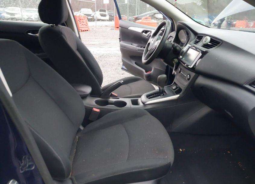 Photo 5 of 2019 Nissan Sentra S (VIN 3N1AB7AP6KY249871)