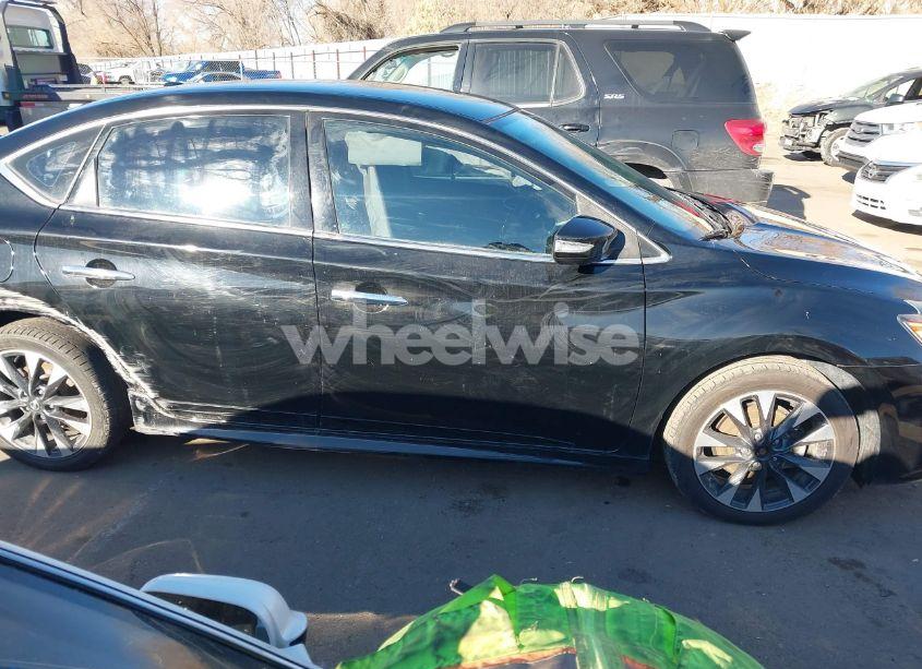 Photo 13 of 2019 Nissan Sentra SR (VIN 3N1AB7AP6KY250356)