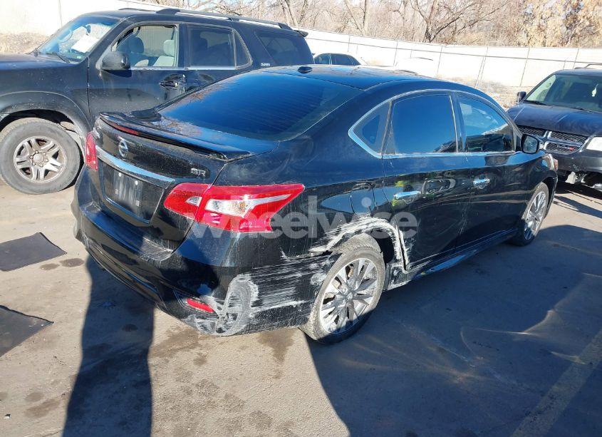 Photo 4 of 2019 Nissan Sentra SR (VIN 3N1AB7AP6KY250356)