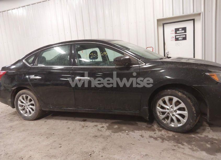 Photo 13 of 2019 Nissan Sentra SV (VIN 3N1AB7AP6KY254360)