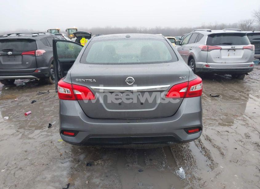 Photo 17 of 2019 Nissan Sentra SV (VIN 3N1AB7AP6KY260160)