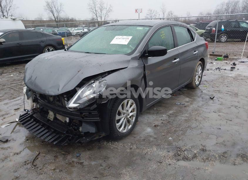 Photo 2 of 2019 Nissan Sentra SV (VIN 3N1AB7AP6KY260160)