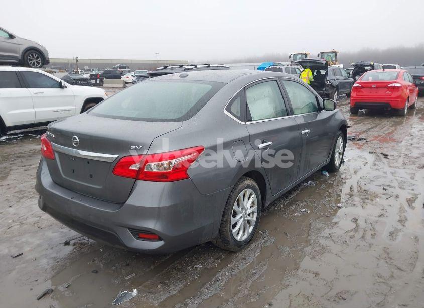 Photo 4 of 2019 Nissan Sentra SV (VIN 3N1AB7AP6KY260160)