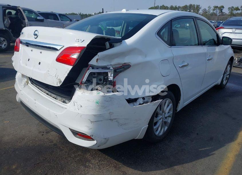 Photo 6 of 2019 Nissan Sentra SV (VIN 3N1AB7AP6KY261549)