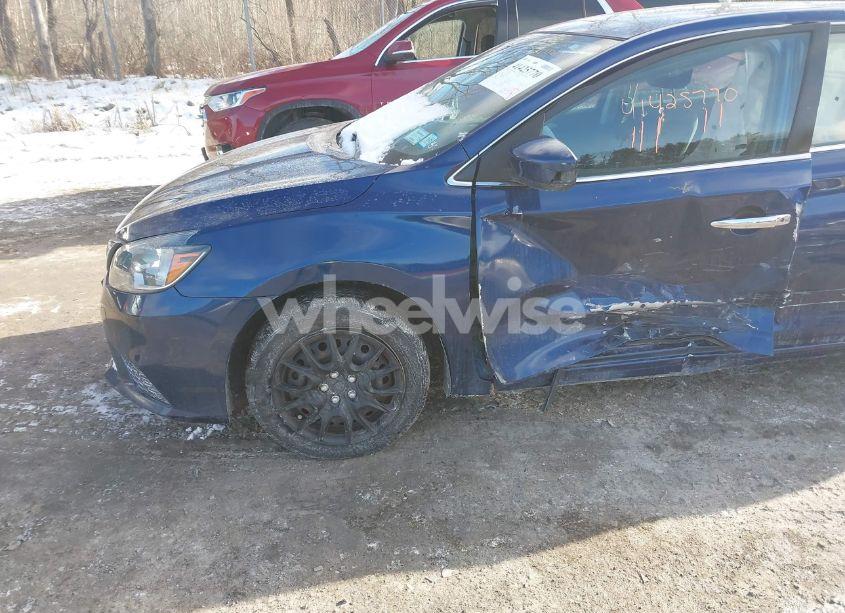 Photo 6 of 2019 Nissan Sentra S (VIN 3N1AB7AP6KY264208)